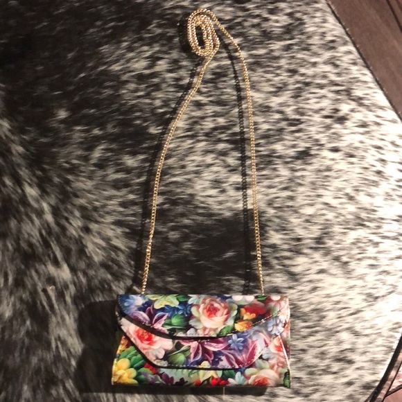 Madden Girl crossbody wallet floral - Picture 1 of 8